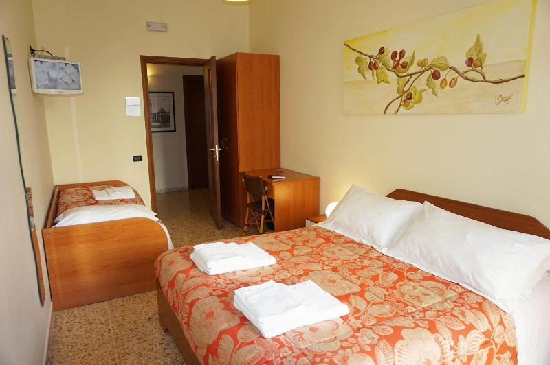 B&B Piazza 300Mila Lecce Zewnętrze zdjęcie