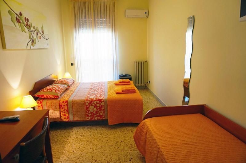 B&B Piazza 300Mila Lecce Zewnętrze zdjęcie
