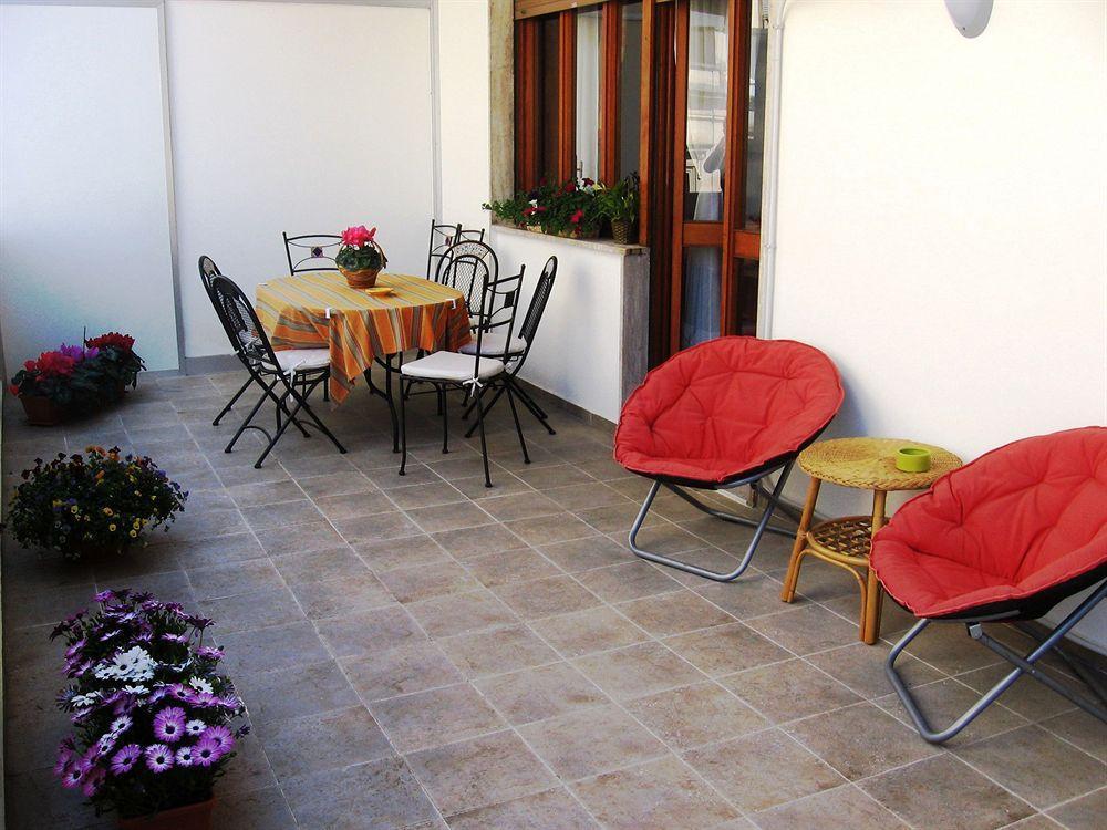 B&B Piazza 300Mila Lecce Zewnętrze zdjęcie