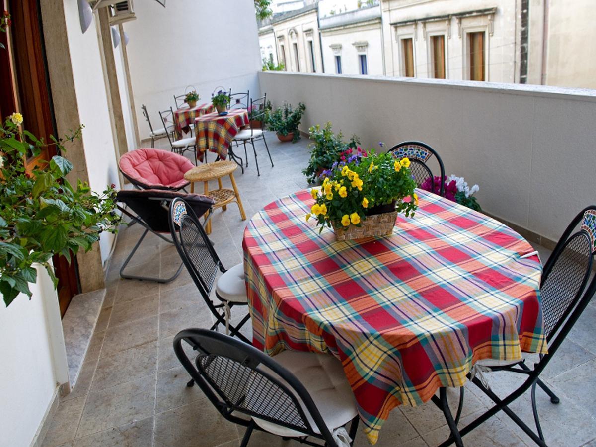 B&B Piazza 300Mila Lecce Zewnętrze zdjęcie